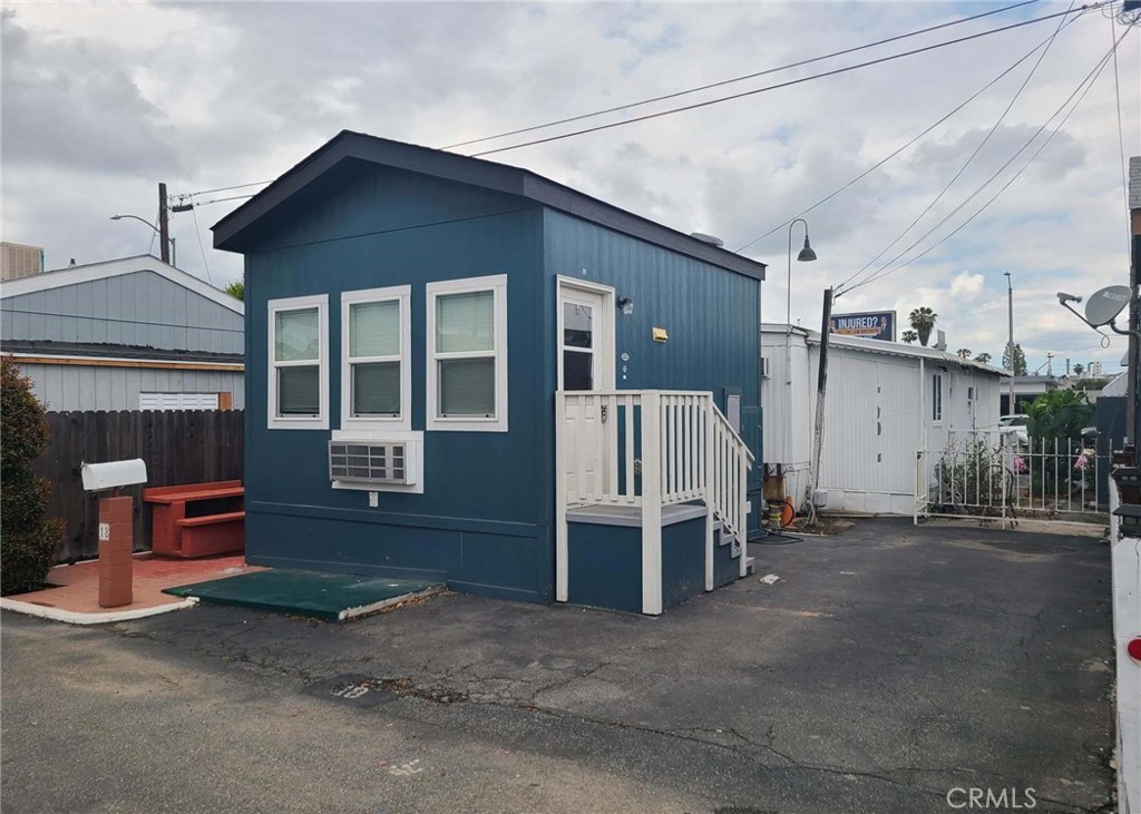 11825 Washington 18 Property Photo 1
