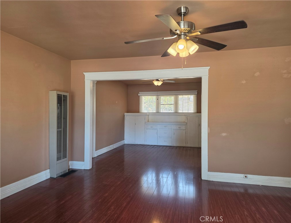 1176 N Park Avenue Property Photo 2