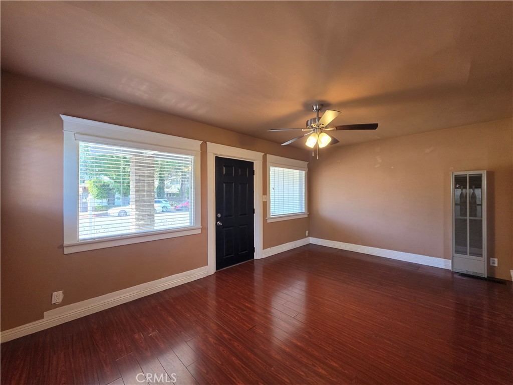 1176 N Park Avenue Property Photo 4