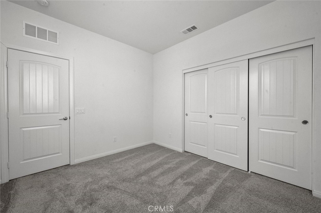 1454 E Laurelwood Property Photo 34