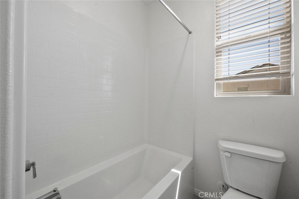 1454 E Laurelwood Property Photo 41