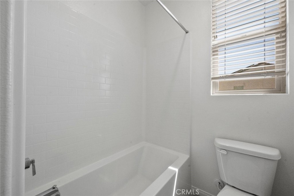 1454 E Laurelwood Property Photo 41