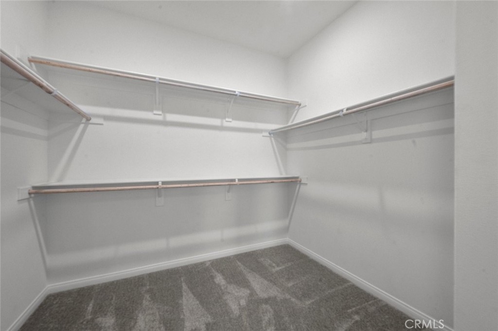 1454 E Laurelwood Property Photo 46