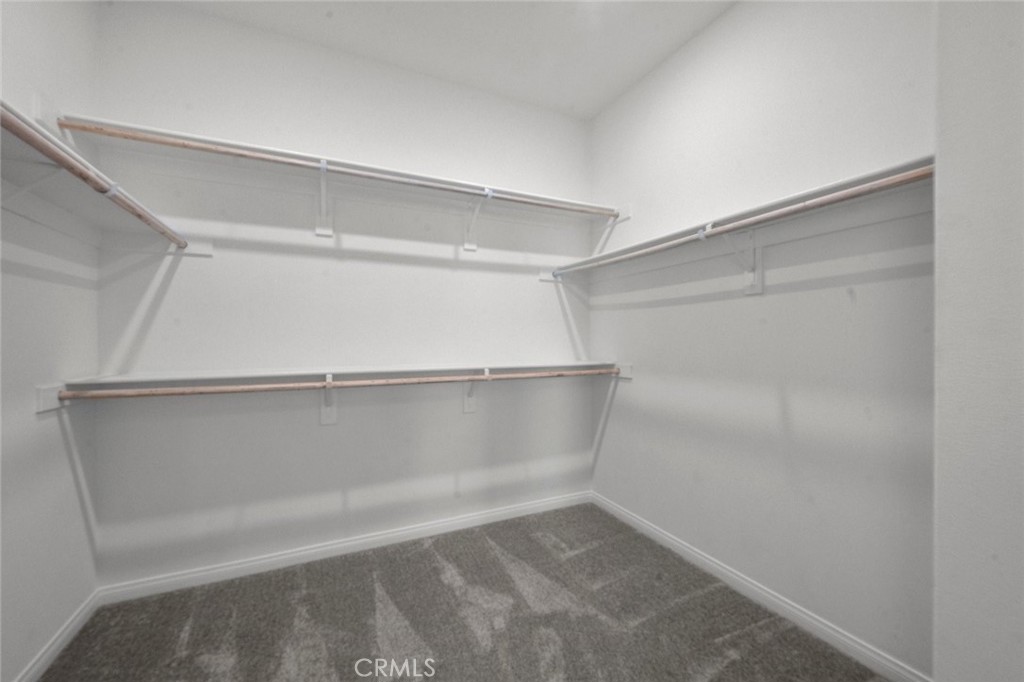 1454 E Laurelwood Property Photo 46