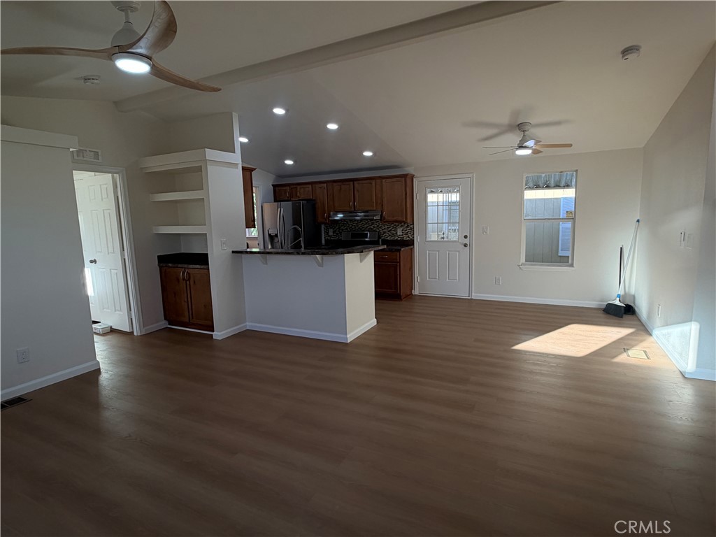 1931 E Meats Avenue 5 Property Photo 10