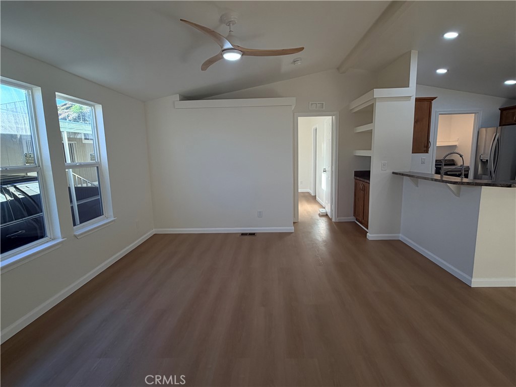 1931 E Meats Avenue 5 Property Photo 11
