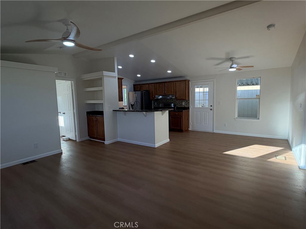 1931 E Meats Avenue 5 Property Photo 14
