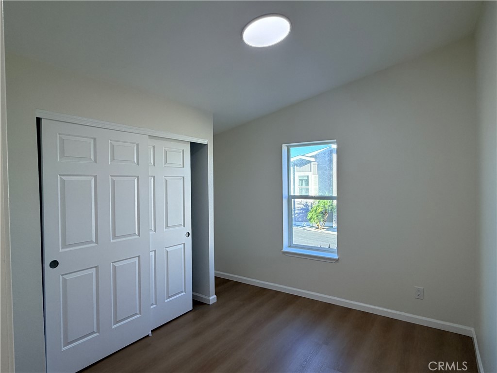 1931 E Meats Avenue 5 Property Photo 17