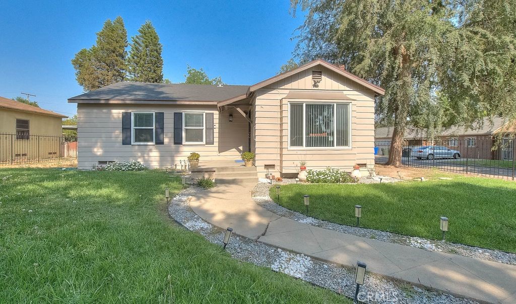 2803 Ladera Road Property Photo 1