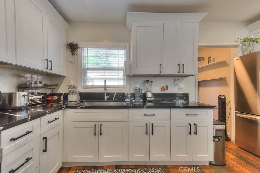 2803 Ladera Road Property Photo 14