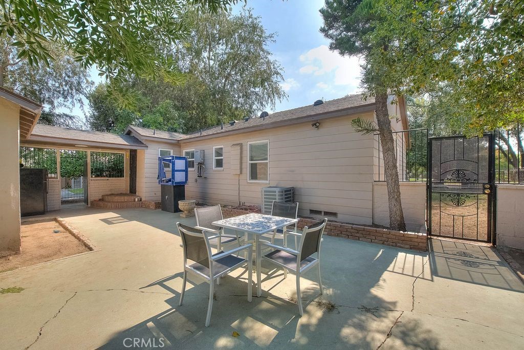 2803 Ladera Road Property Photo 42