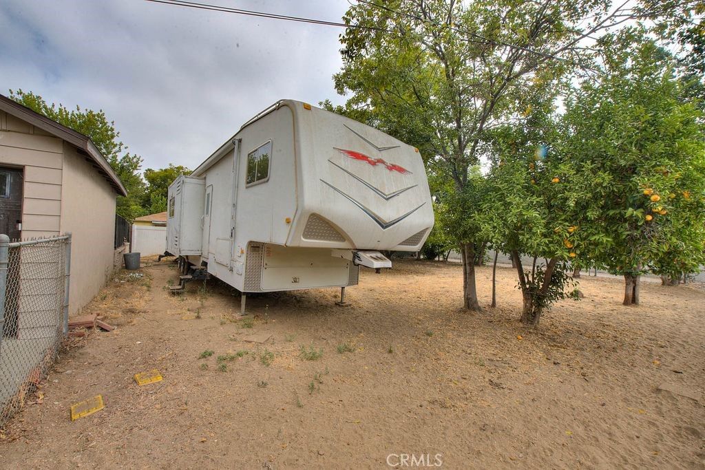 2803 Ladera Road Property Photo 48