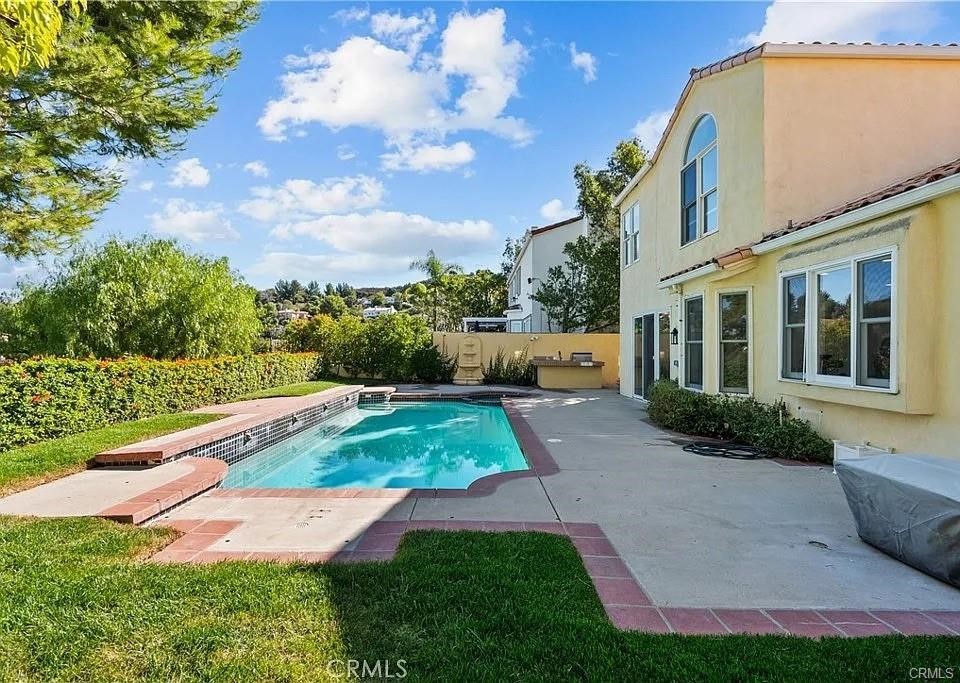 3450 Malaga Court Property Photo 2