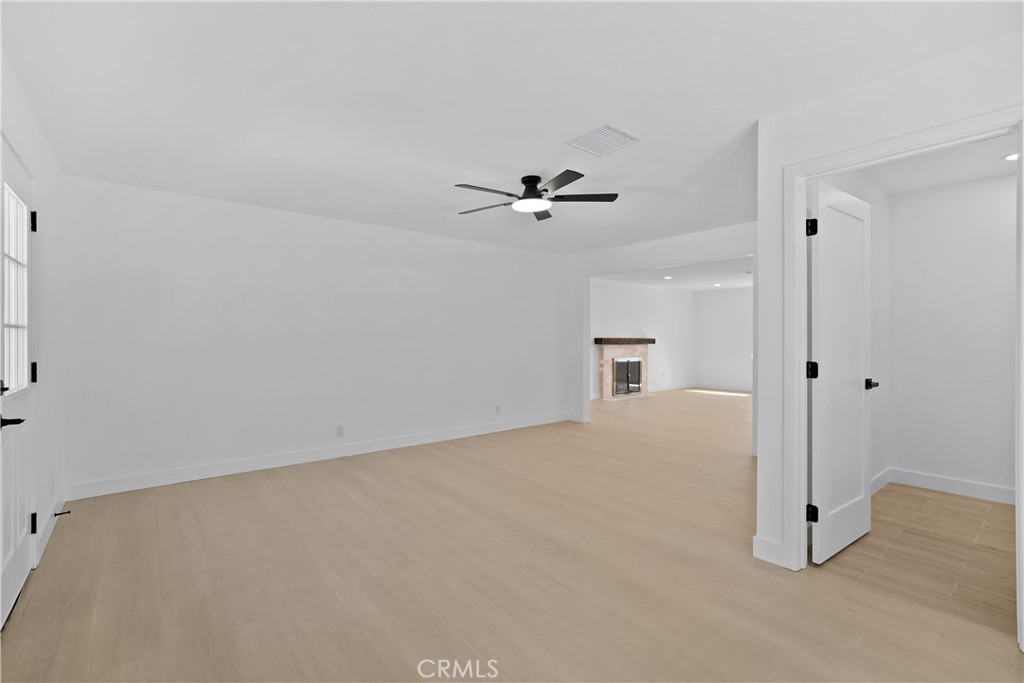 24 S Ash St Property Photo 11