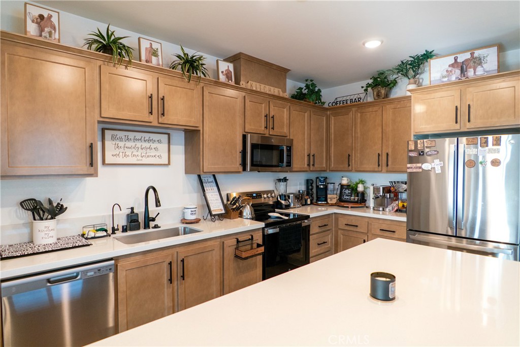 1749 Oleander Property Photo 7