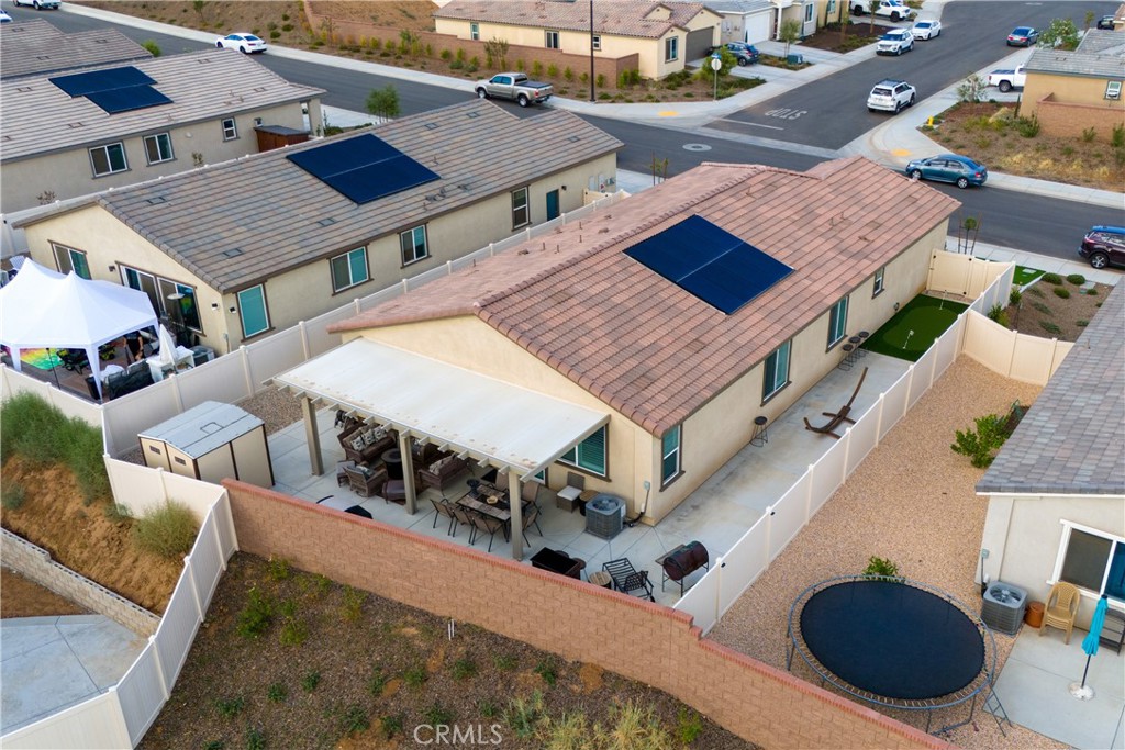 1749 Oleander Property Photo 18