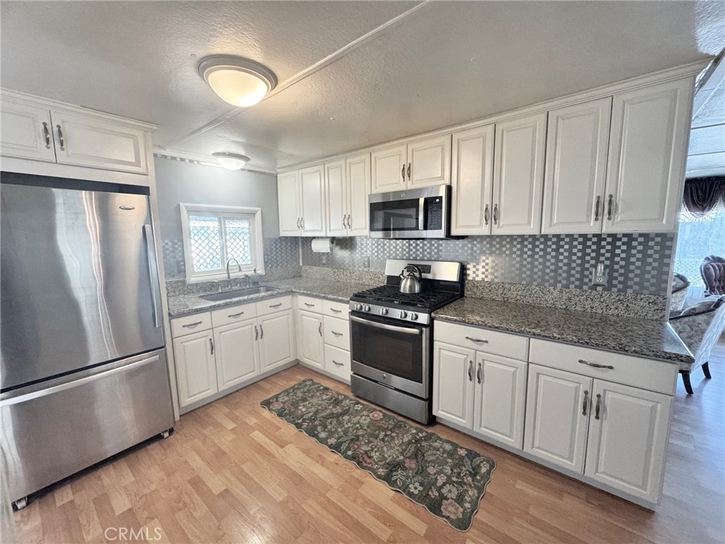 1630 W Covina Boulevard 39 Property Photo 16