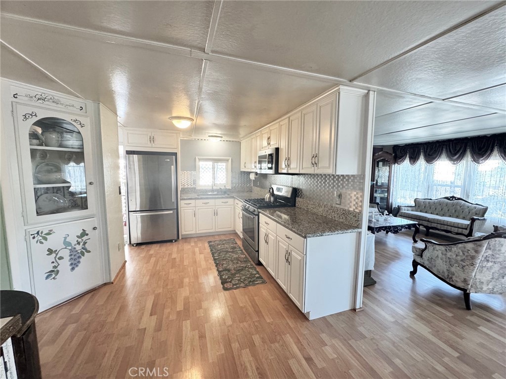 1630 W Covina Boulevard 39 Property Photo 18