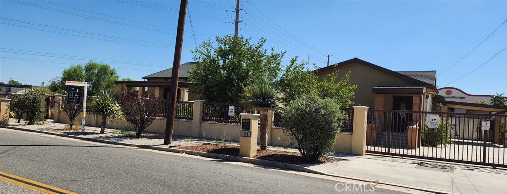 3112 1st Property Photo 2