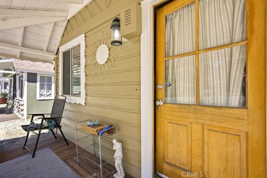 683 Sunset Lane Property Photo 5