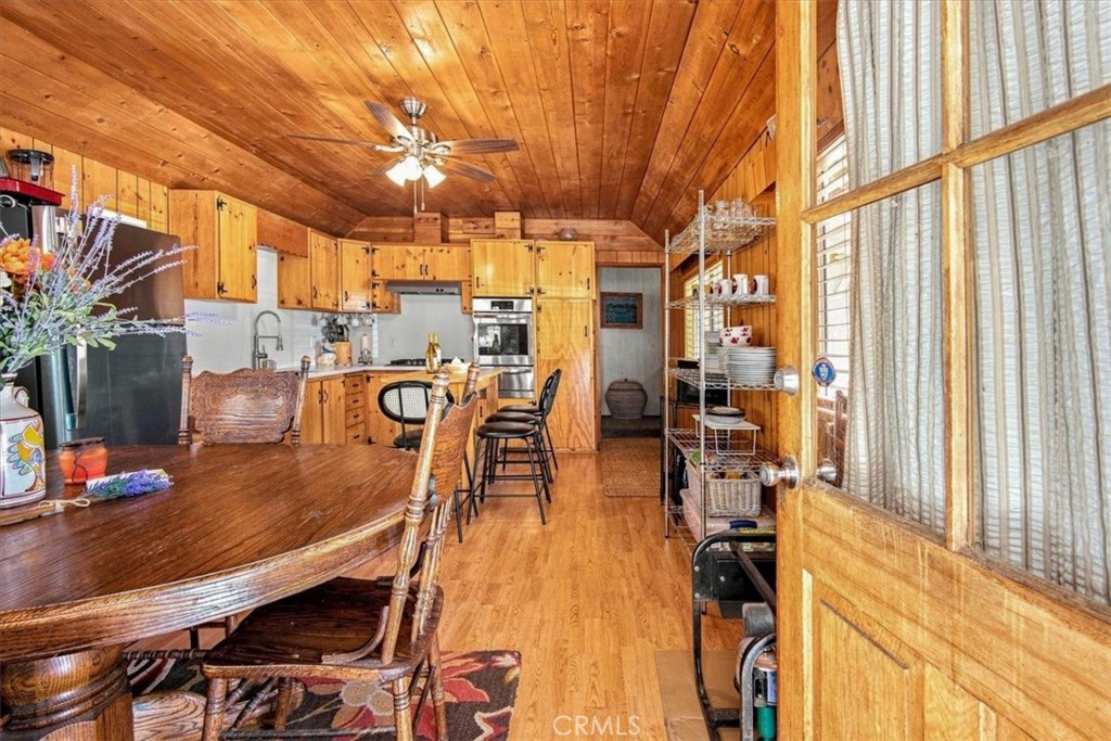 683 Sunset Lane Property Photo 6