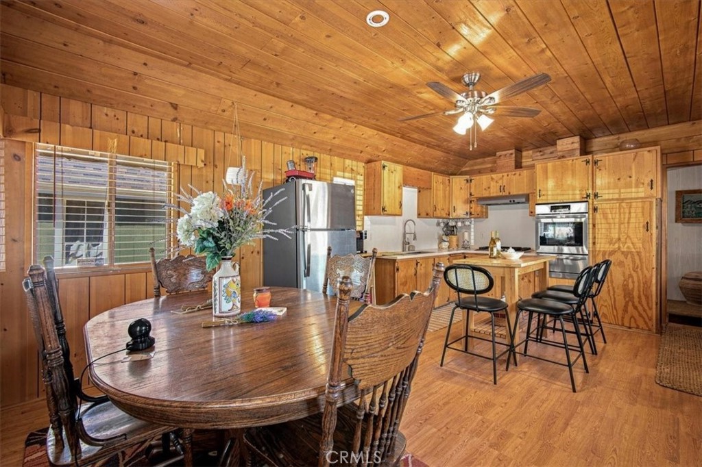 683 Sunset Lane Property Photo 7