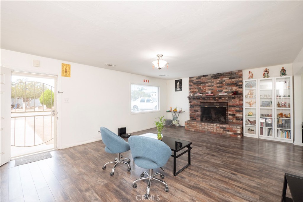 6925 Osbun Property Photo 2