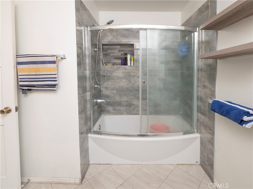 6925 Osbun Property Photo 16