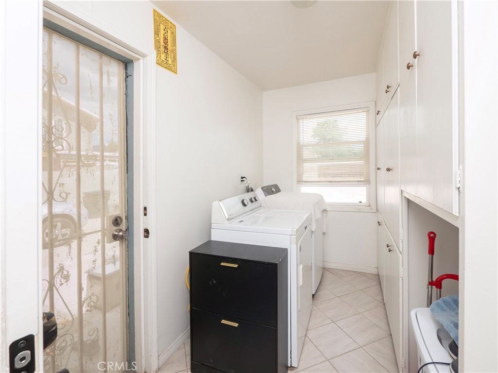 6925 Osbun Property Photo 21