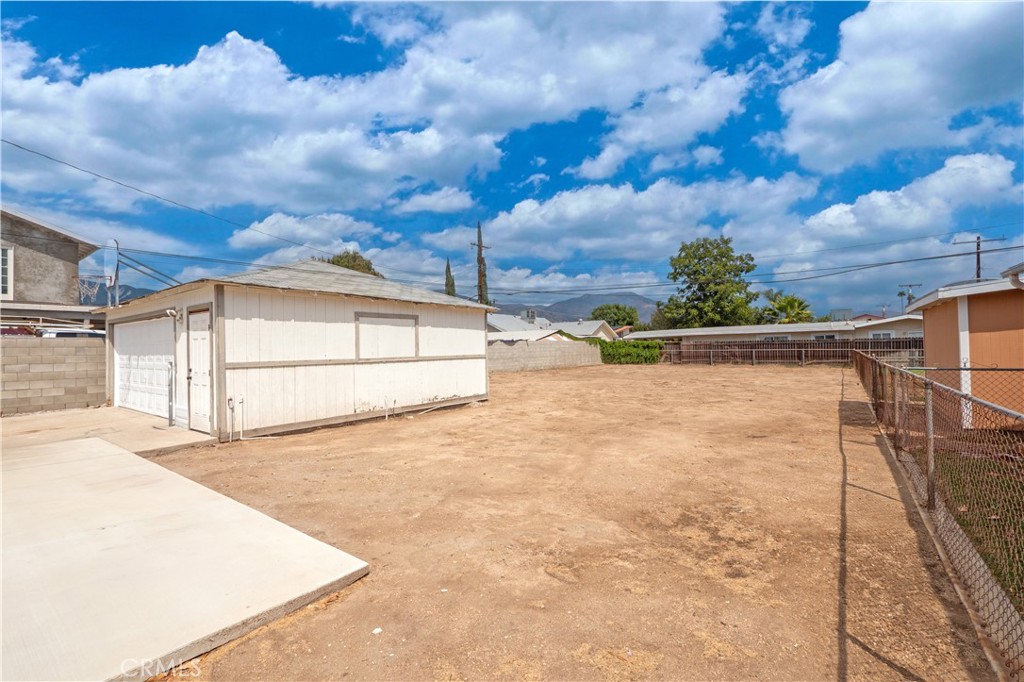6925 Osbun Property Photo 25