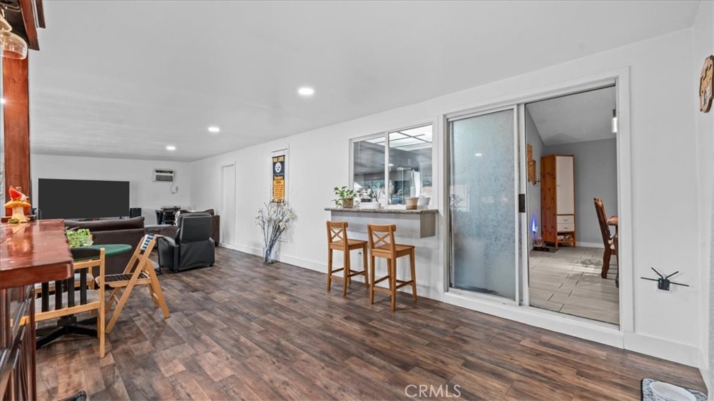 760 S Brierwood Avenue Property Photo 12