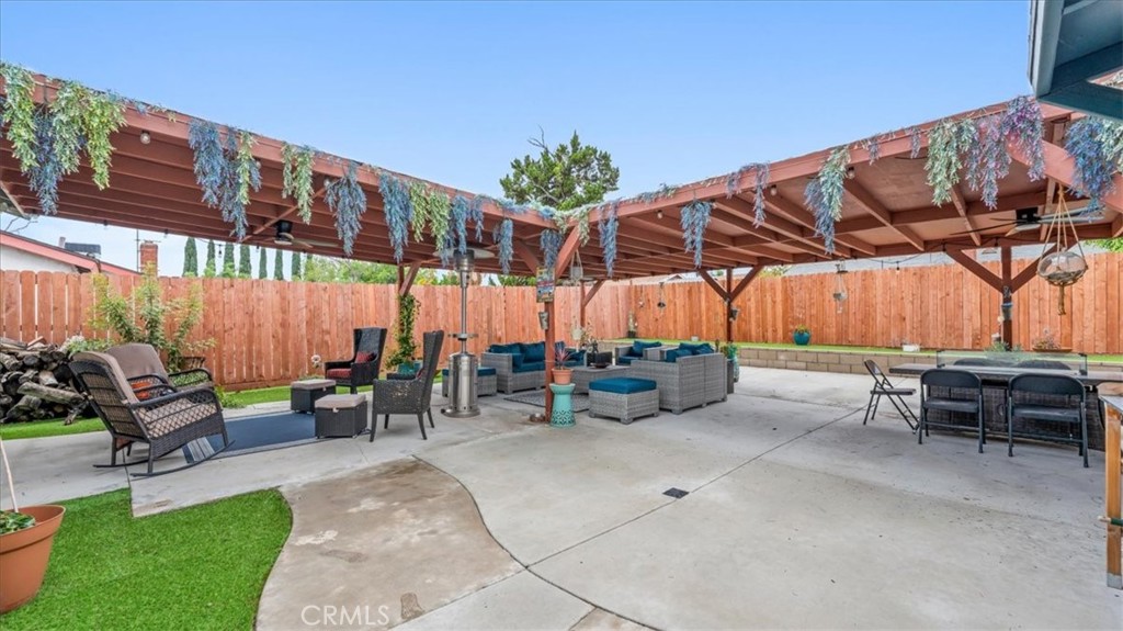 760 S Brierwood Avenue Property Photo 30