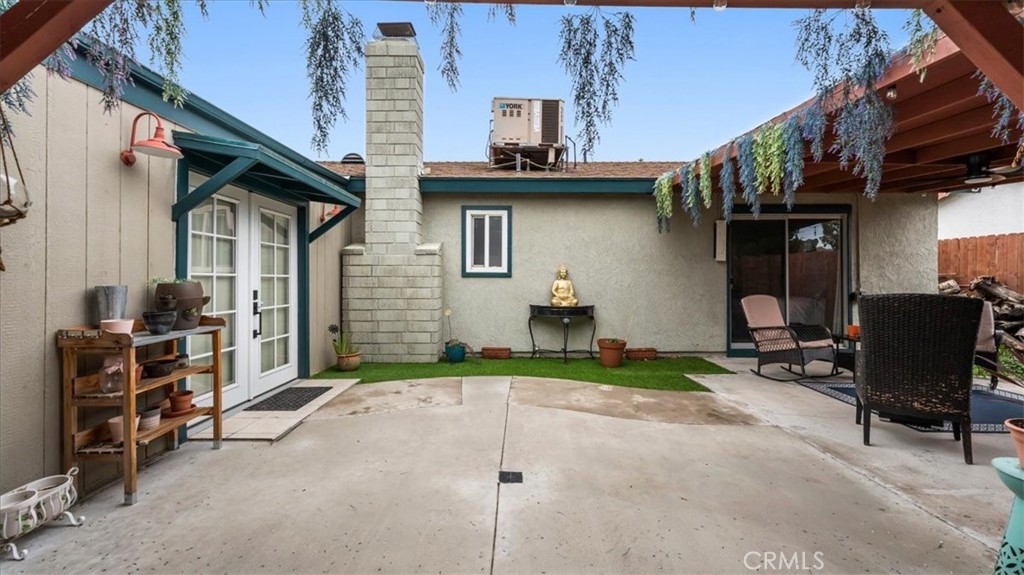 760 S Brierwood Avenue Property Photo 32