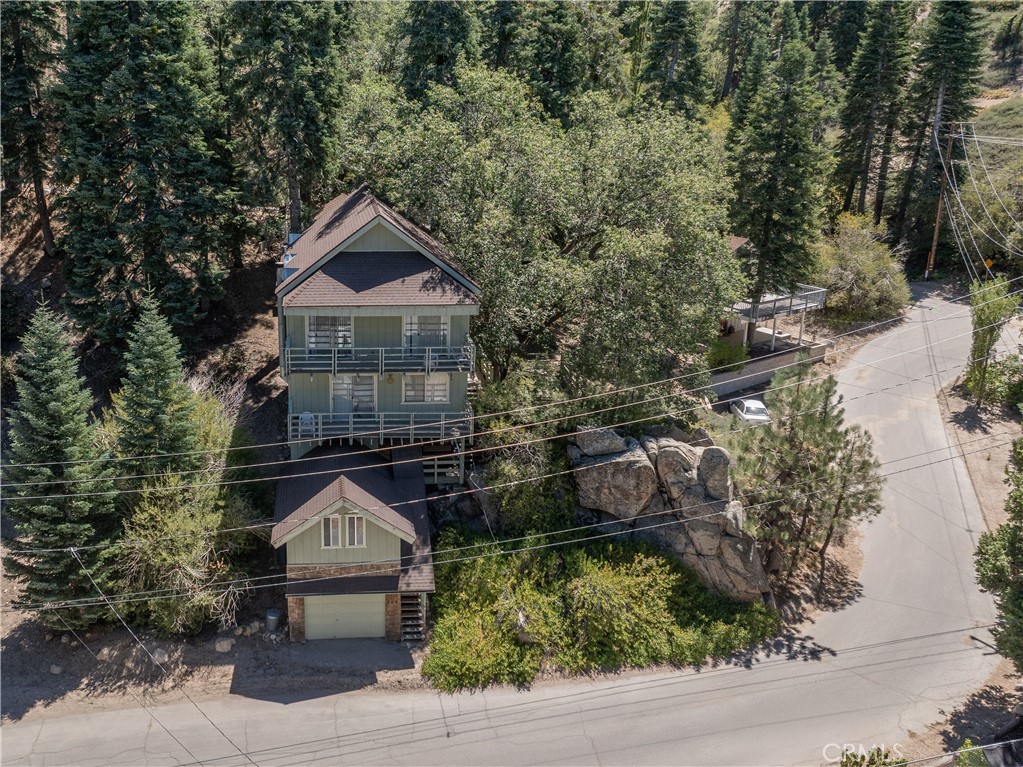 709 Ridge Property Photo 6
