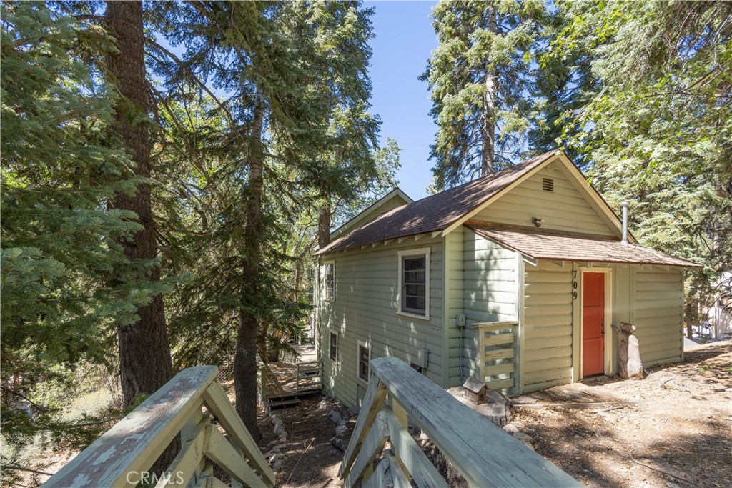 709 Ridge Property Photo 19