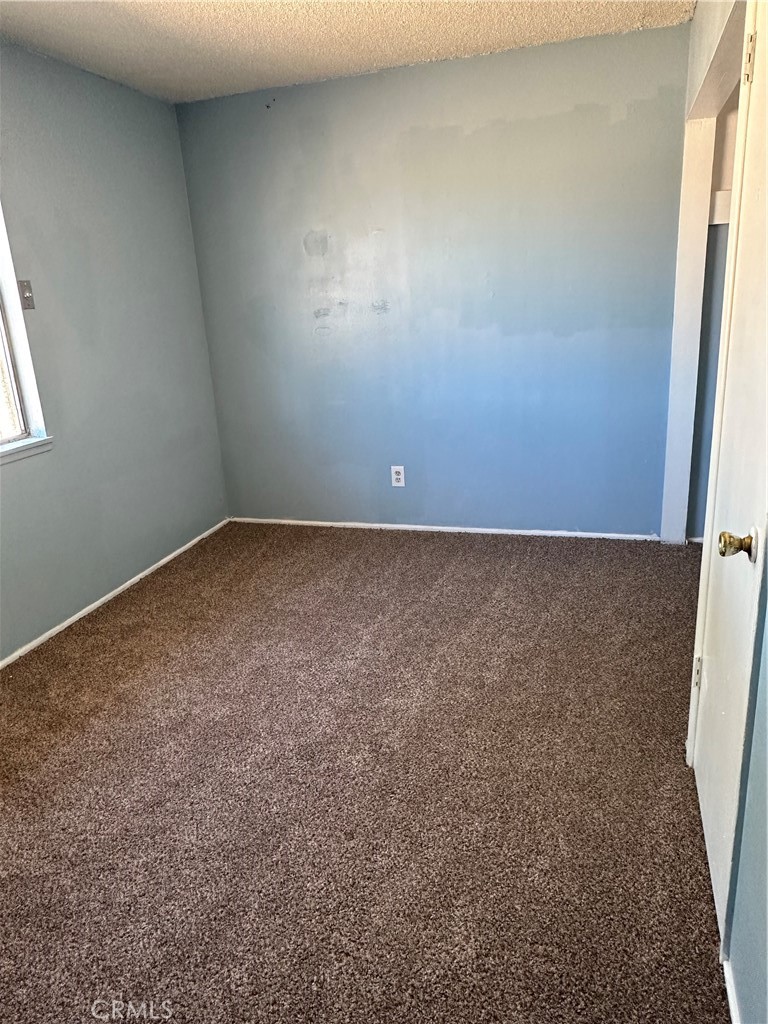 17017 Olive St Property Photo 5