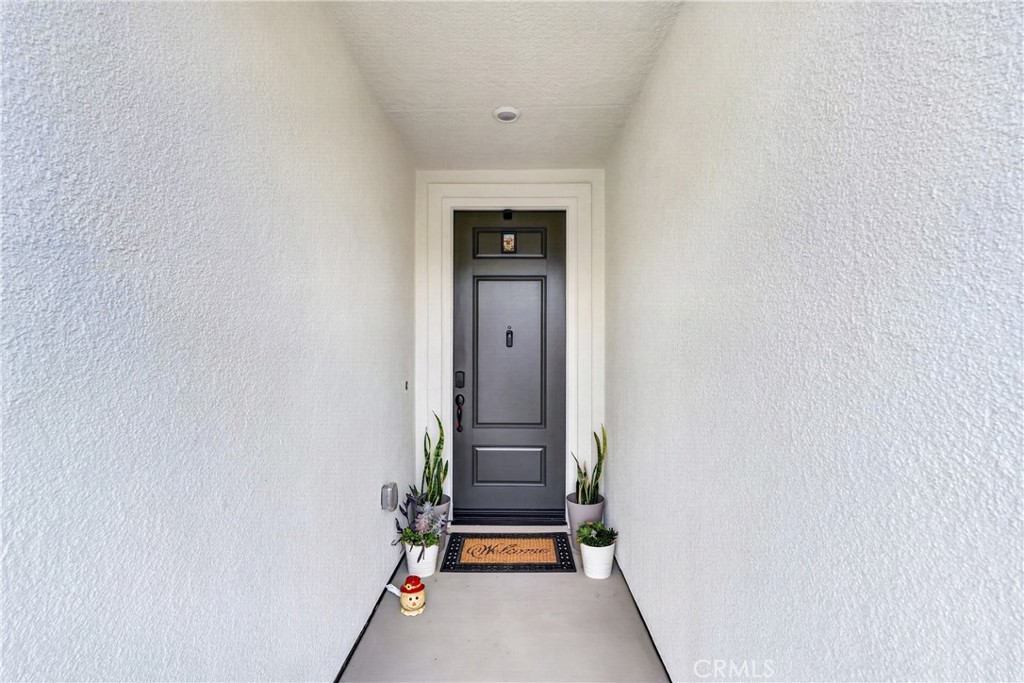 12768 Fuji Circle Property Photo 4