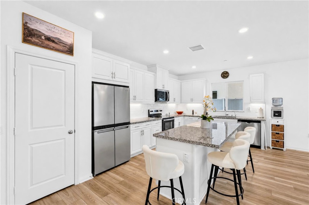 12768 Fuji Circle Property Photo 7
