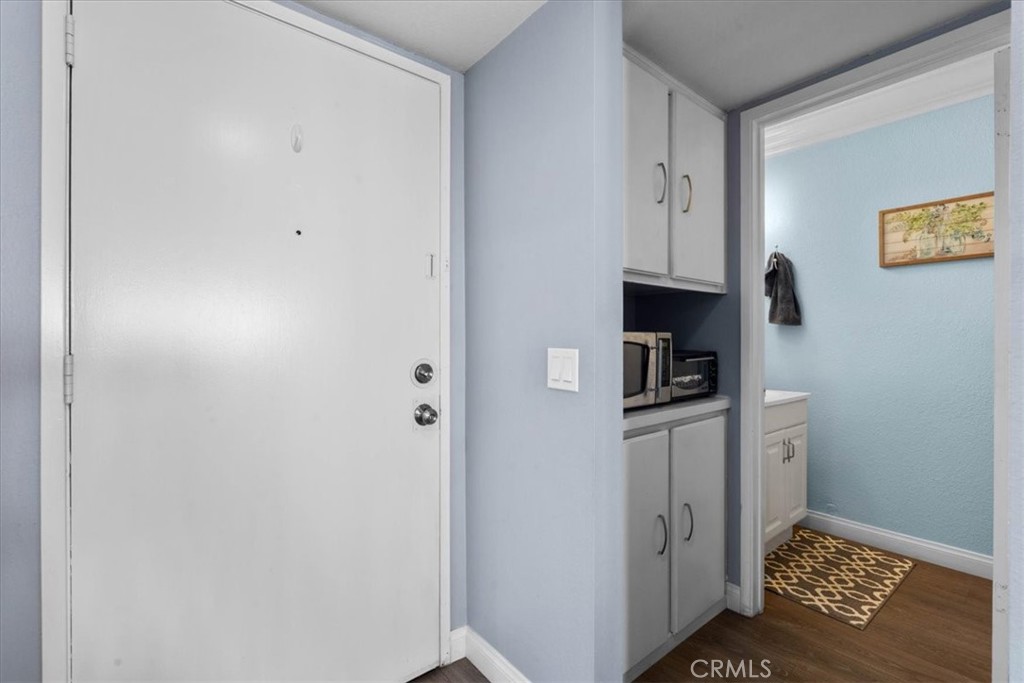 1002 Harrington Property Photo 9