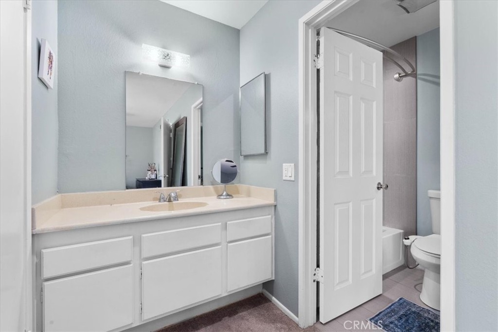 1002 Harrington Property Photo 23