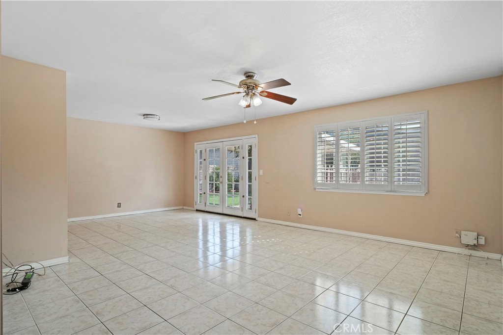 1428 S Farber Avenue Property Photo 5
