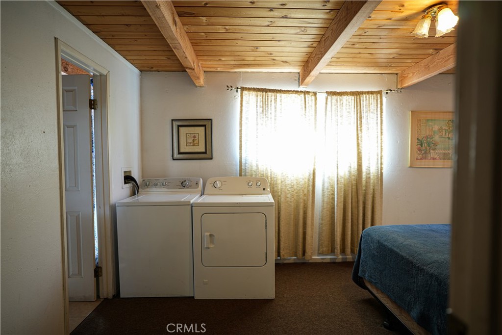 2130 7th Lane Property Photo 15