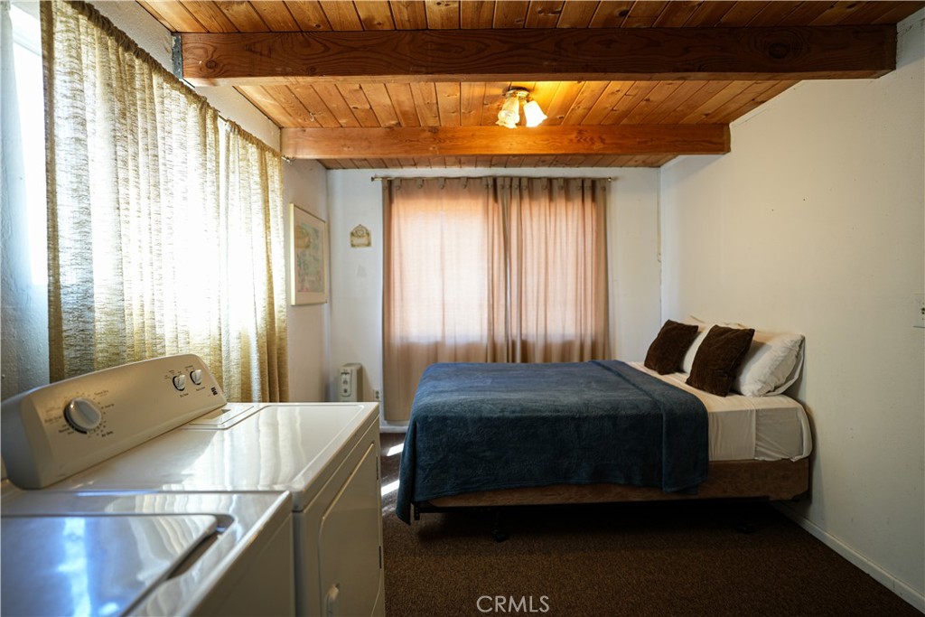 2130 7th Lane Property Photo 16