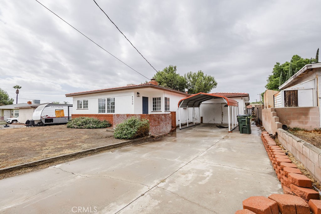 8930 Boxwood Avenue Property Photo 1
