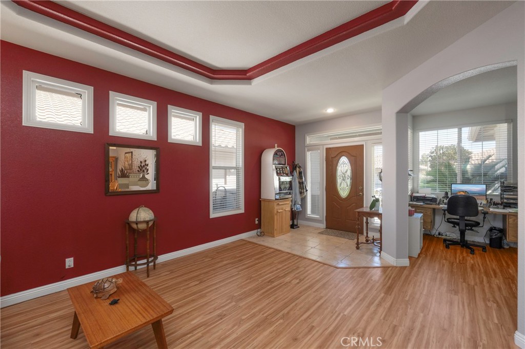 1725 Fairway Oaks Avenue Property Photo 5