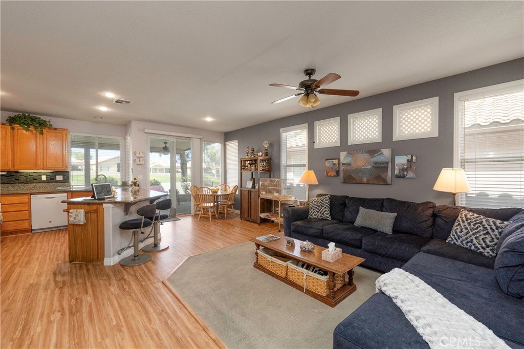 1725 Fairway Oaks Avenue Property Photo 10