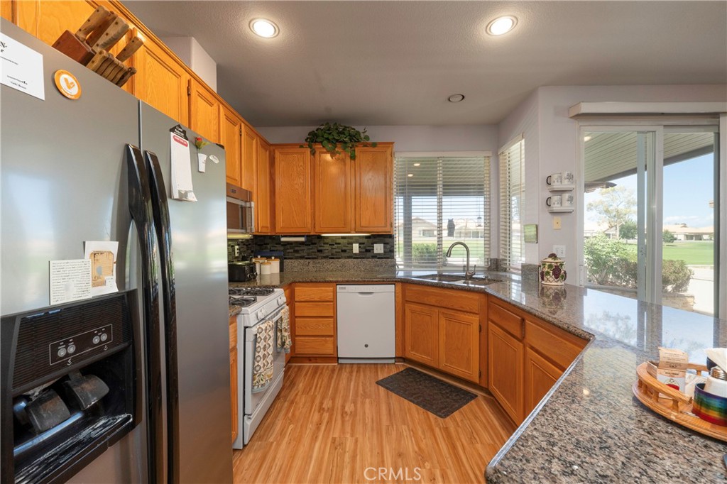 1725 Fairway Oaks Avenue Property Photo 12