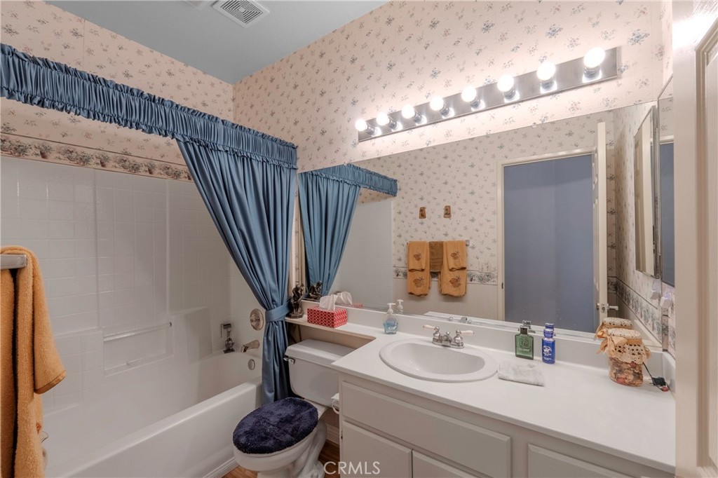 1725 Fairway Oaks Avenue Property Photo 21