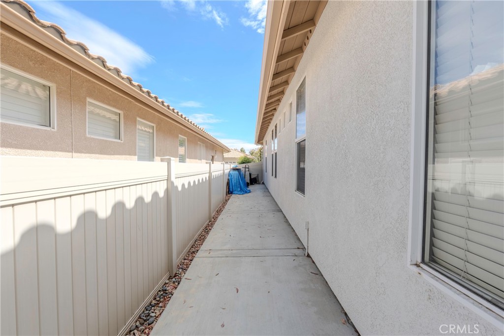 1725 Fairway Oaks Avenue Property Photo 33
