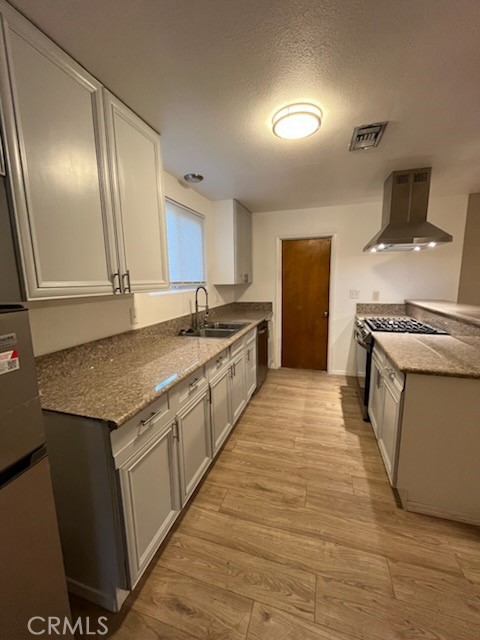217 Fanshaw Avenue Property Photo 5